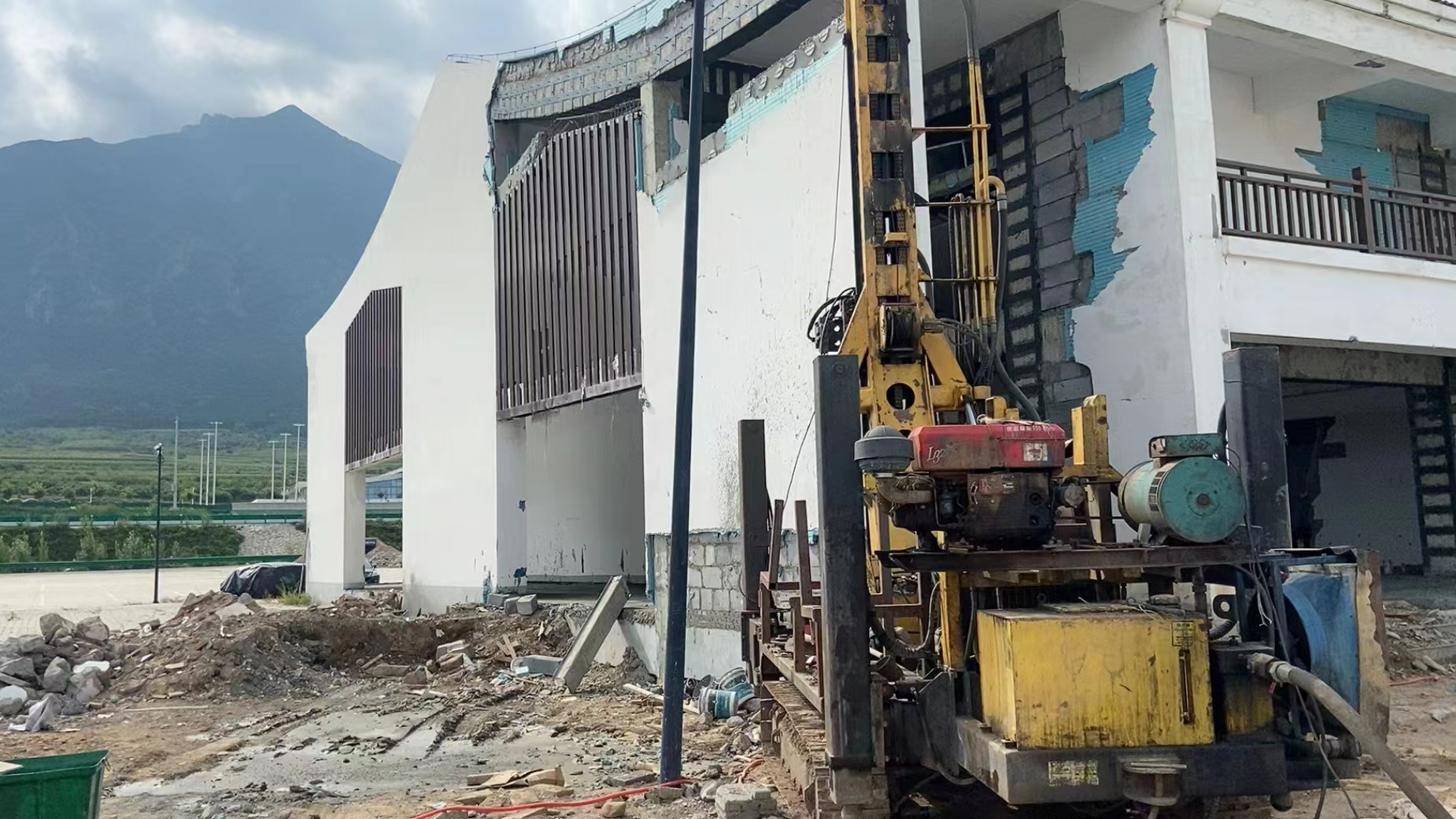 阳日镇自建房地基下沉如何加固处理